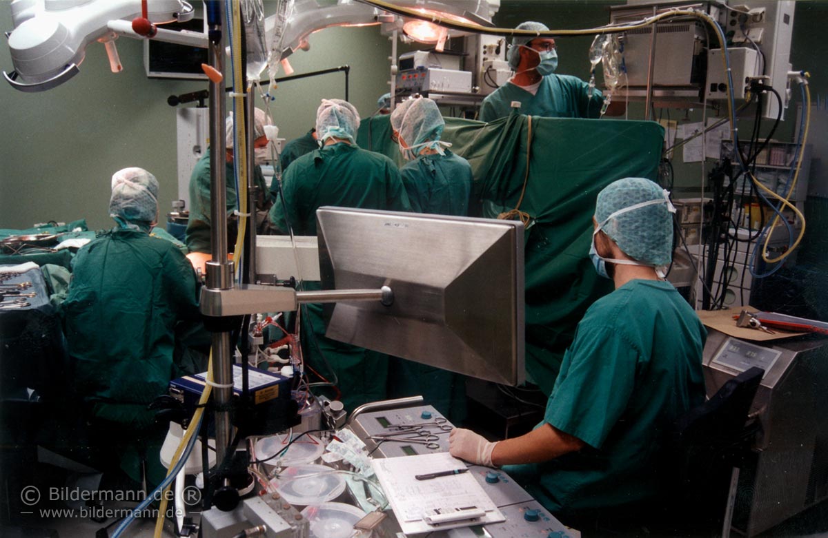 Bypass-Operation am Herzen im Herzzentrum Dresden Universitätsklinik